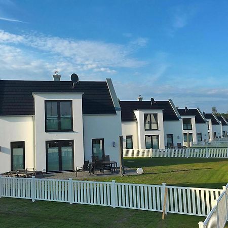 Ferienhaus Am Yachthafen In Peenemuende Peenemunde Exterior foto